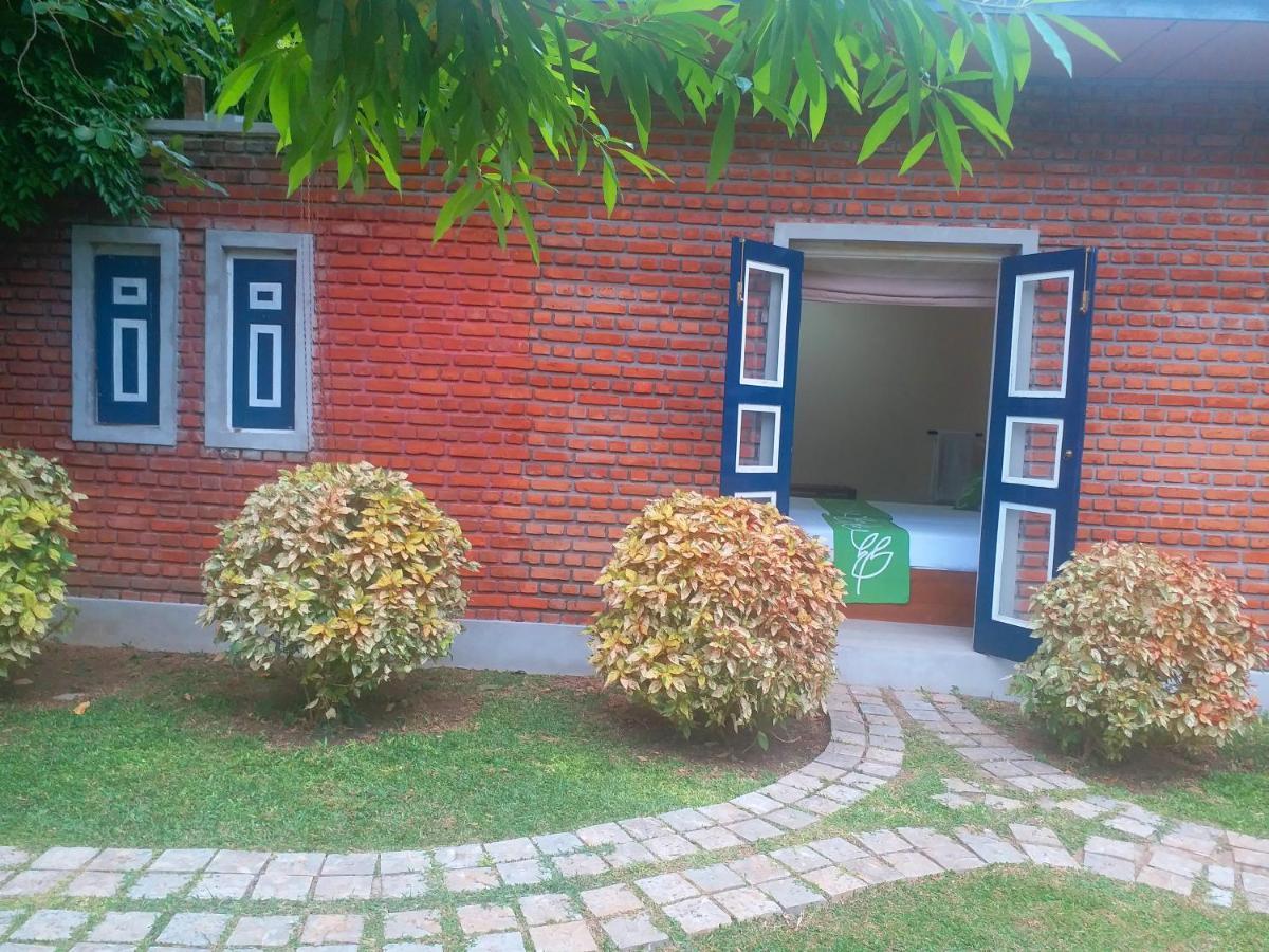 Hotel Honey Tree Polonnaruwa Exterior foto